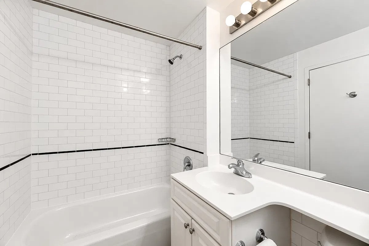 1955 1st Ave #206 - Photo 5 of 5