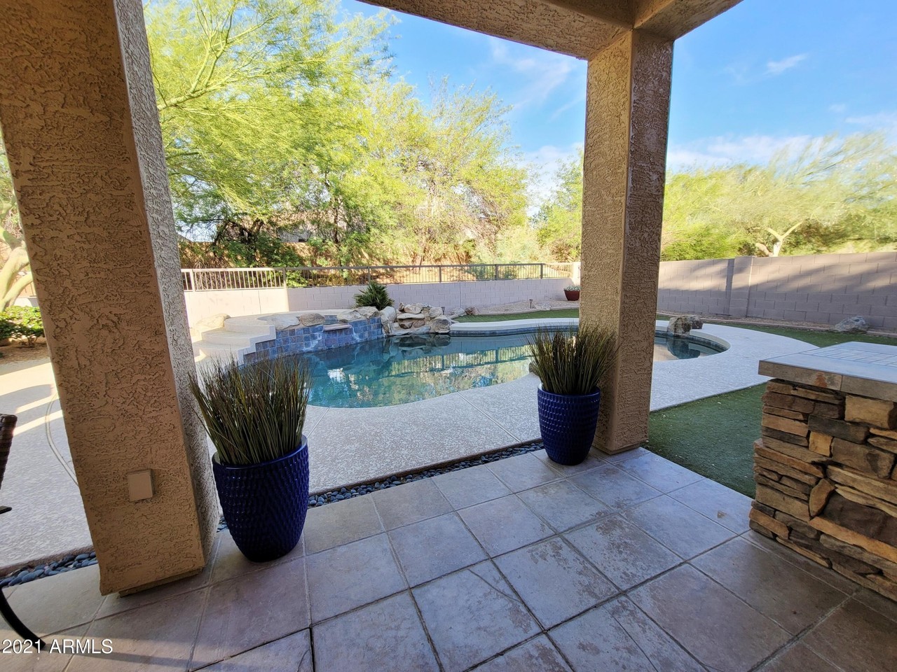 4115 N Boulder Cyn - Photo 2 of 50