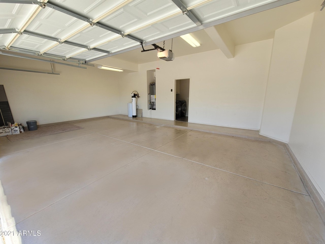 4115 N Boulder Cyn - Photo 3 of 50