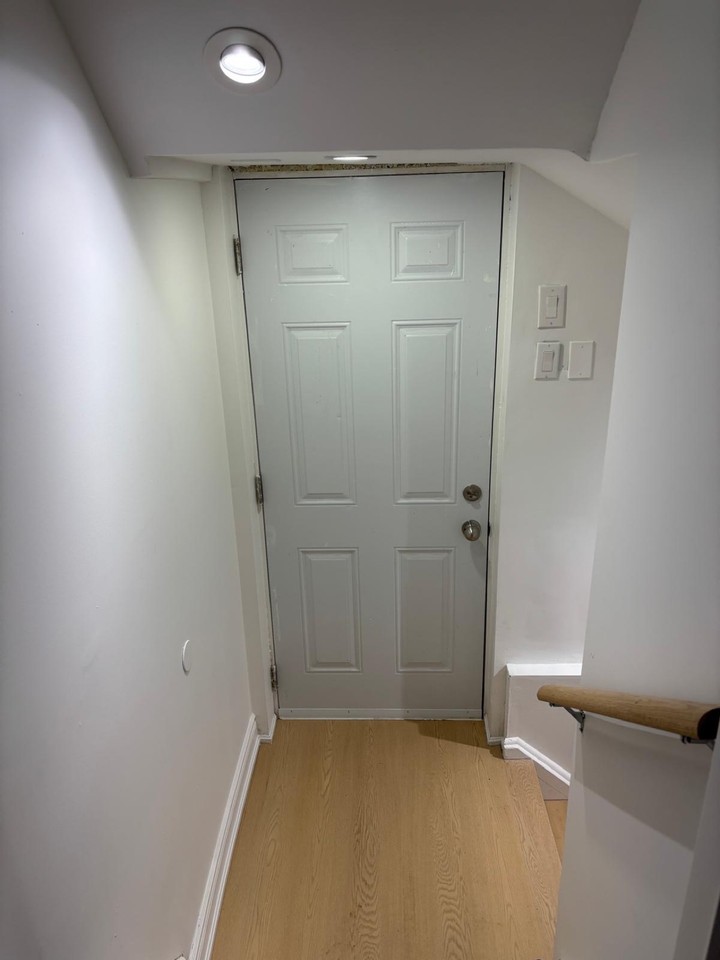 3739 Althorpe Circle - Photo 2 of 10