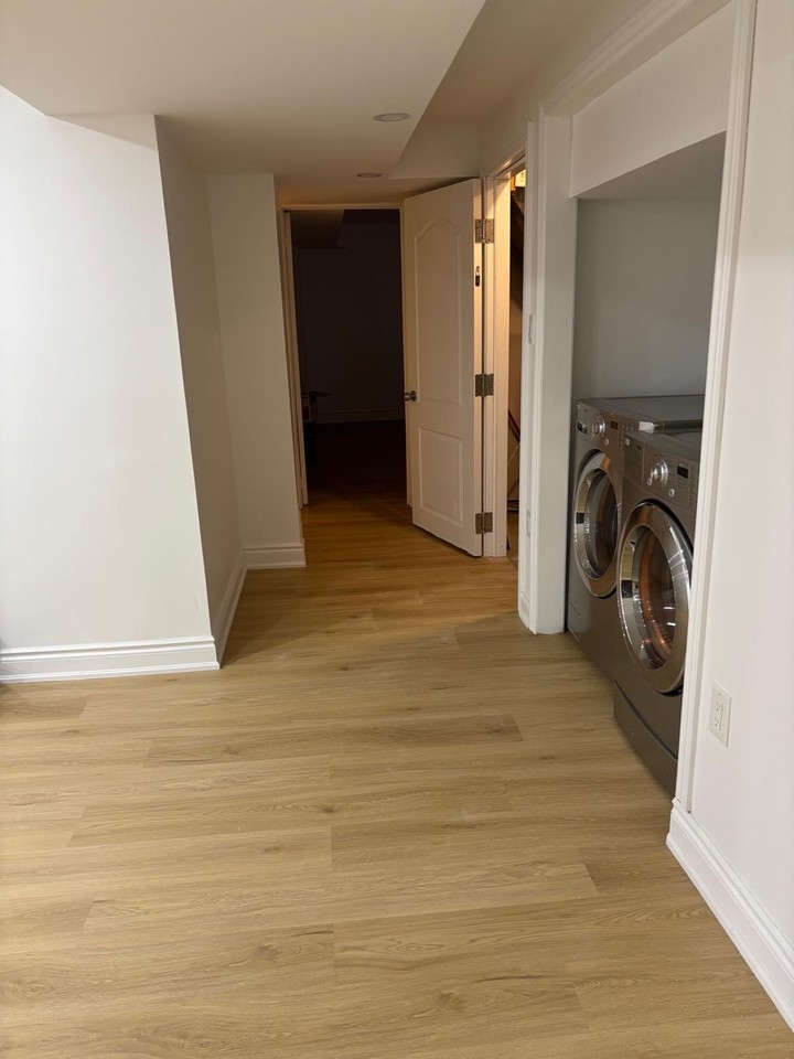 3739 Althorpe Circle - Photo 6 of 10