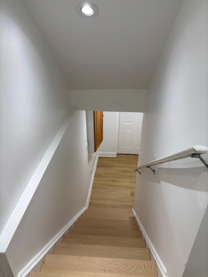 3739 Althorpe Circle - Photo 7 of 10