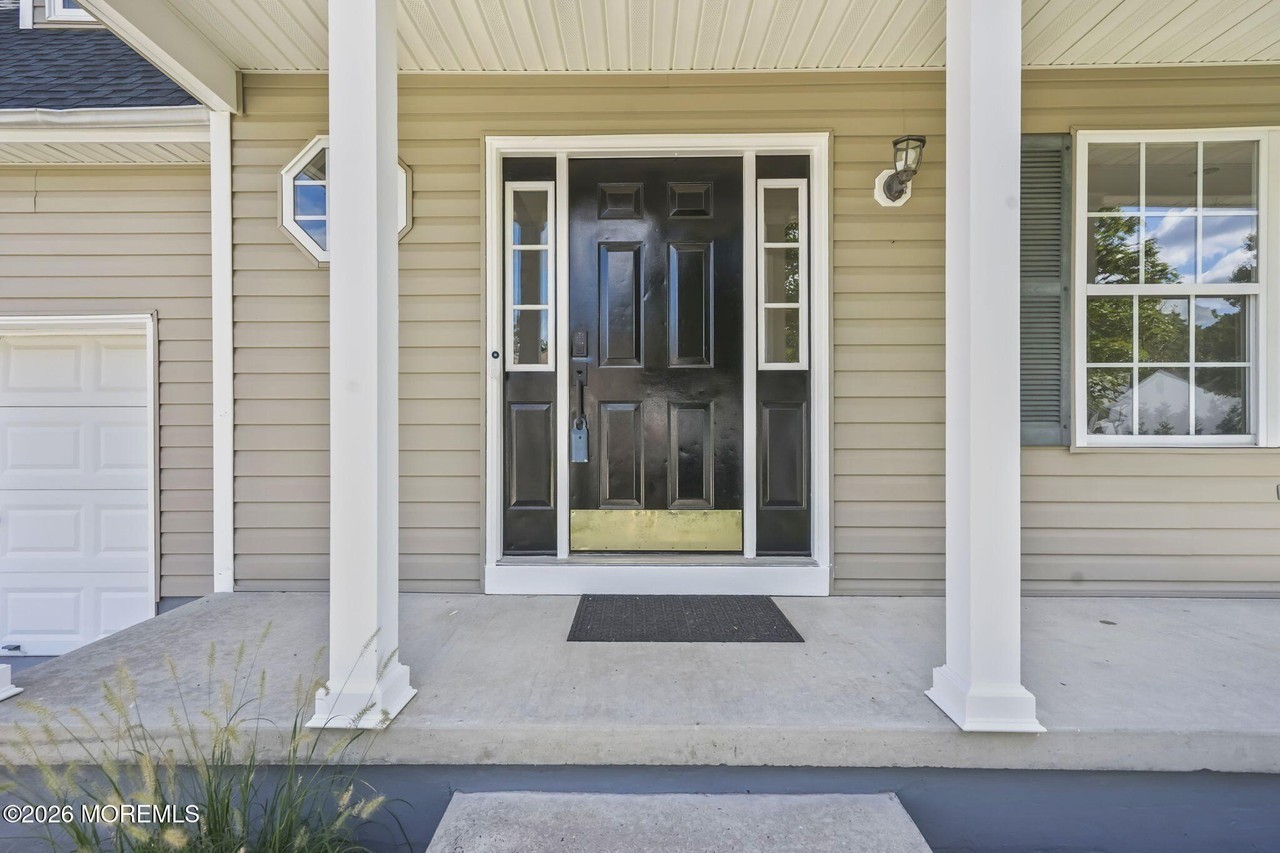 73 Timberline Rd - Photo 3 of 32