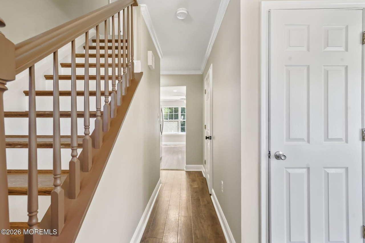73 Timberline Rd - Photo 4 of 32