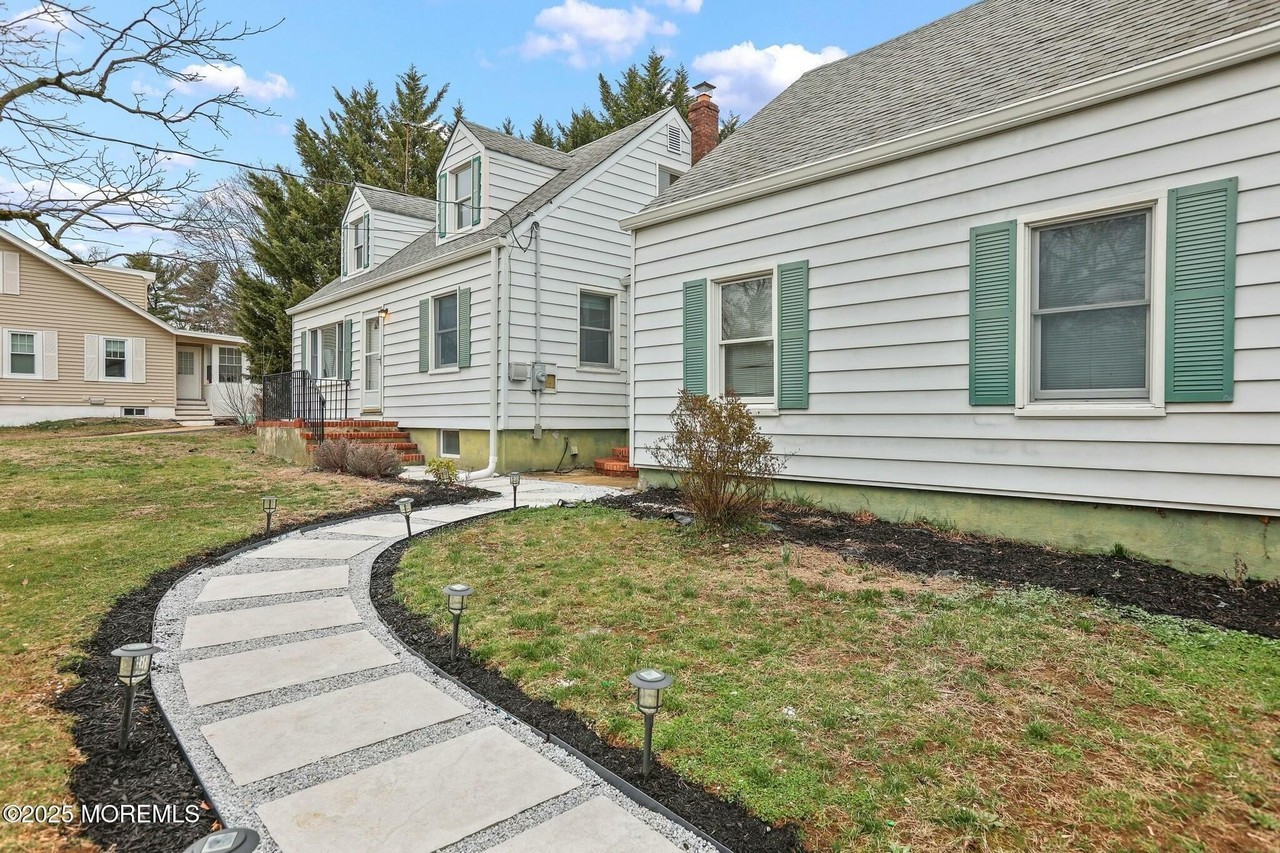 88 Oak Hill Rd - Photo 3 of 29