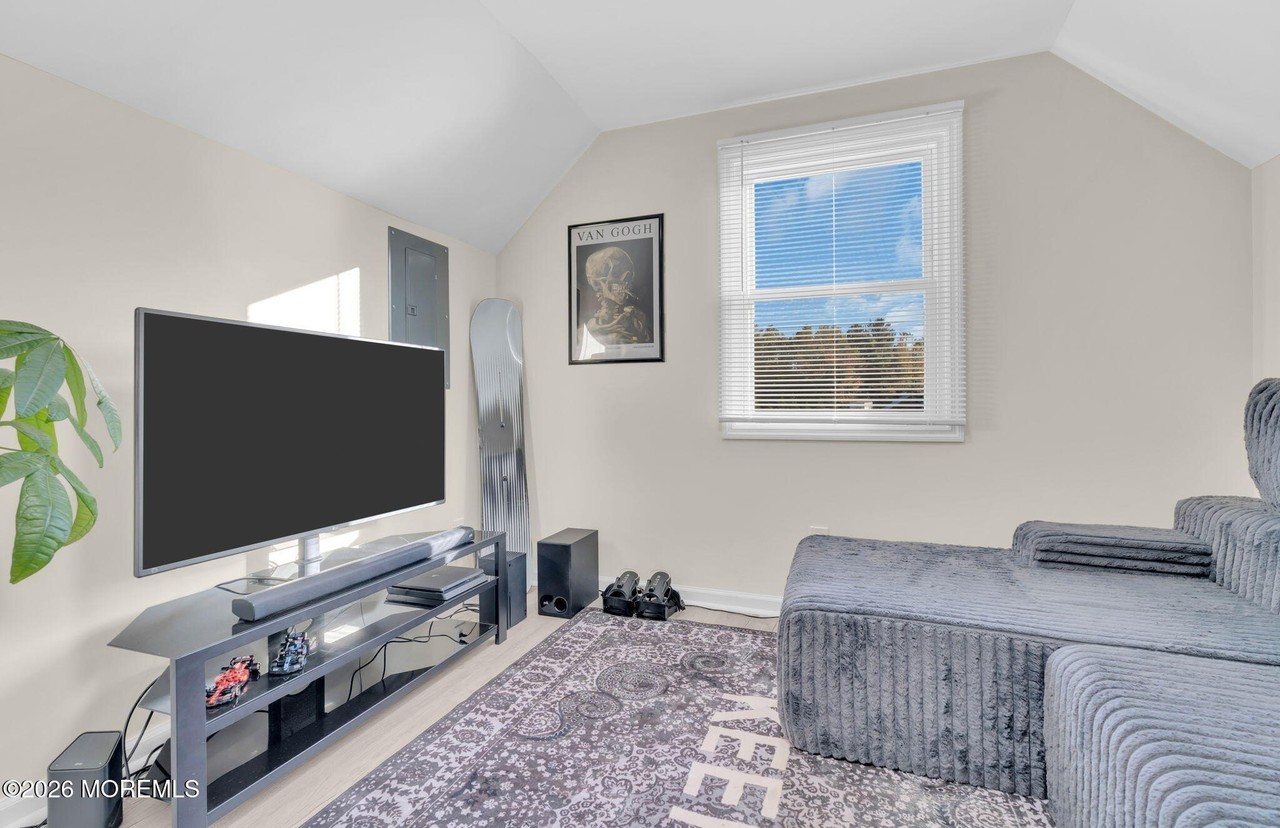 145 Union Valley Rd #B - Photo 7 of 18