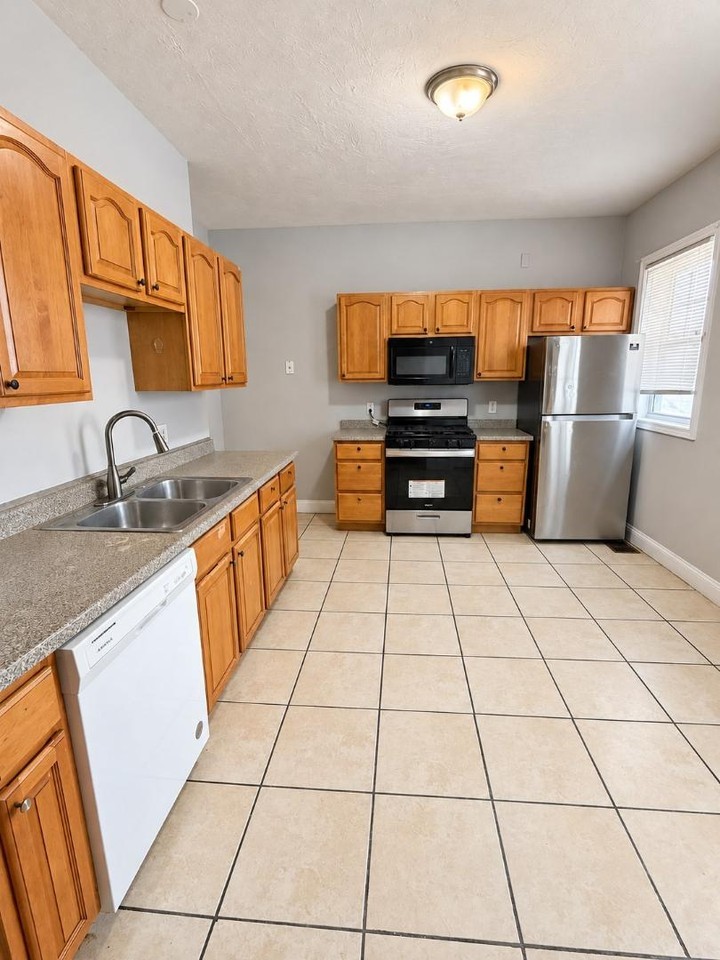 7 Ferndale St - Photo 7 of 20