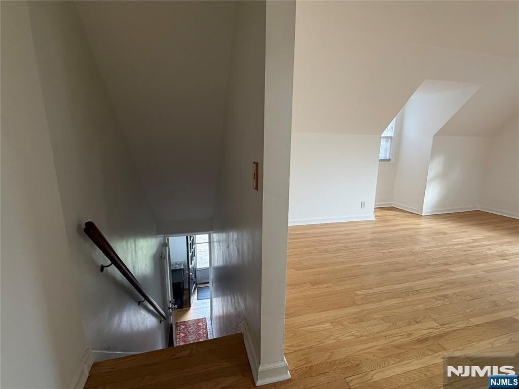 96 Lincoln Ave - Photo 2 of 13