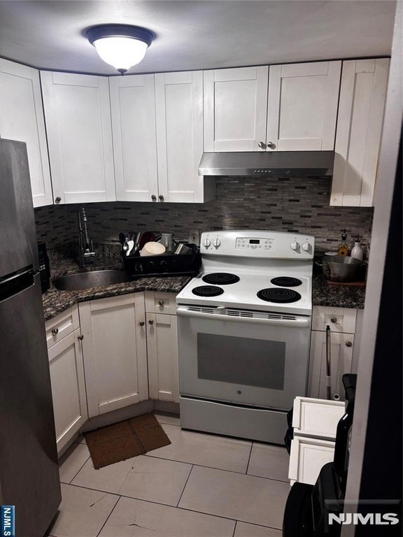 347 Park St #2ndFL - Photo 3 of 6