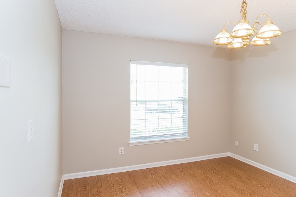 1778 Dartmouth Dr - Photo 5 of 15