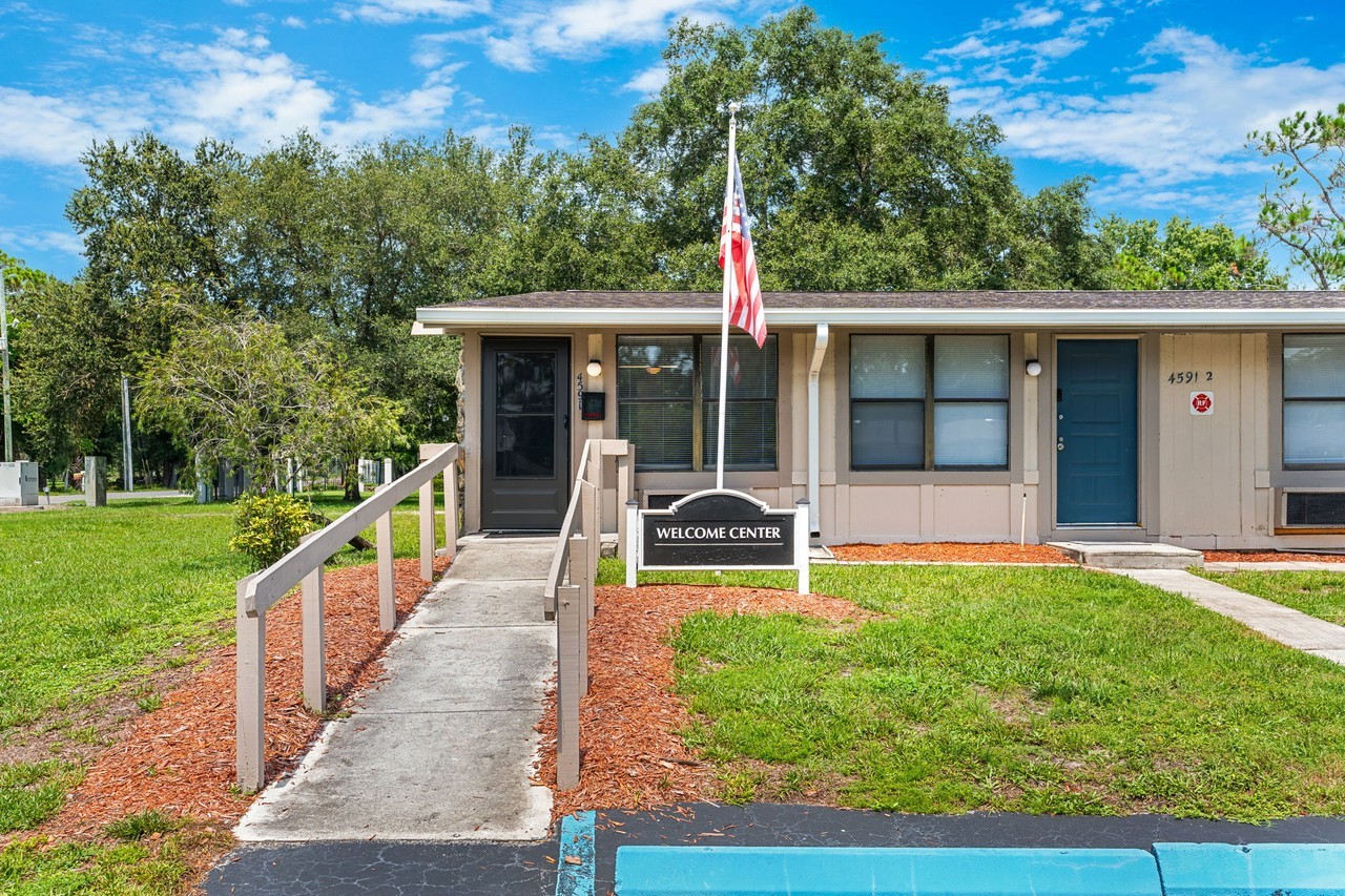 The Cottages @ Treasure Coast - Photo 2 of 24