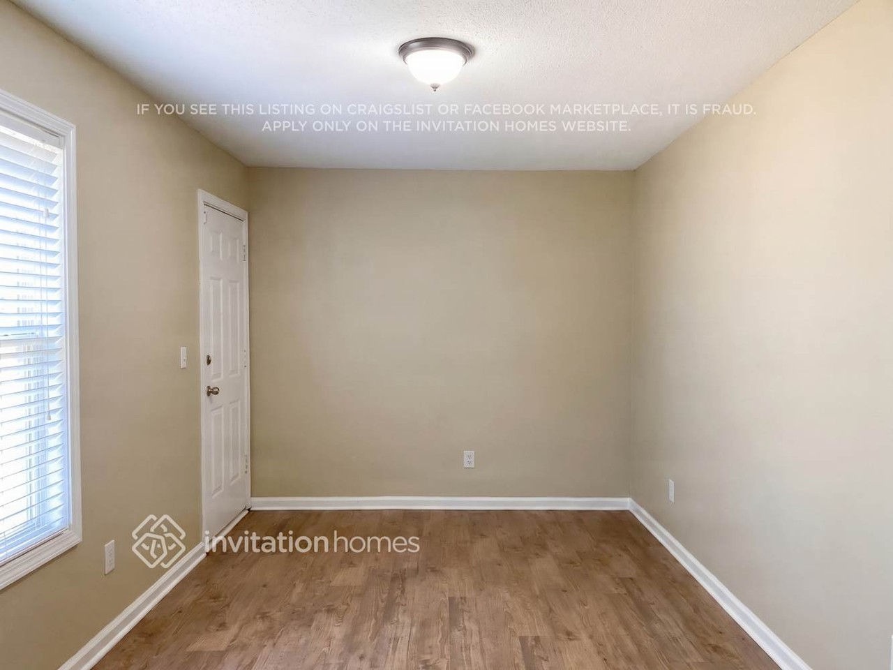 2152 Morning Dew Pl - Photo 4 of 11