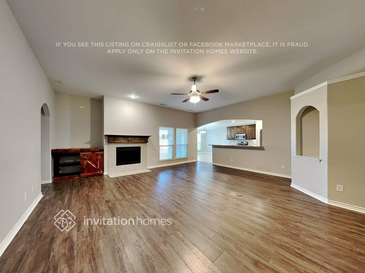 137 Acadia Ln - Photo 3 of 18