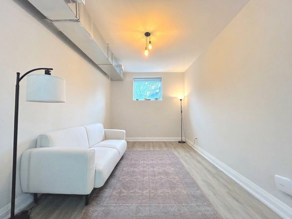 837 King Street East #105 - Photo 2 of 16