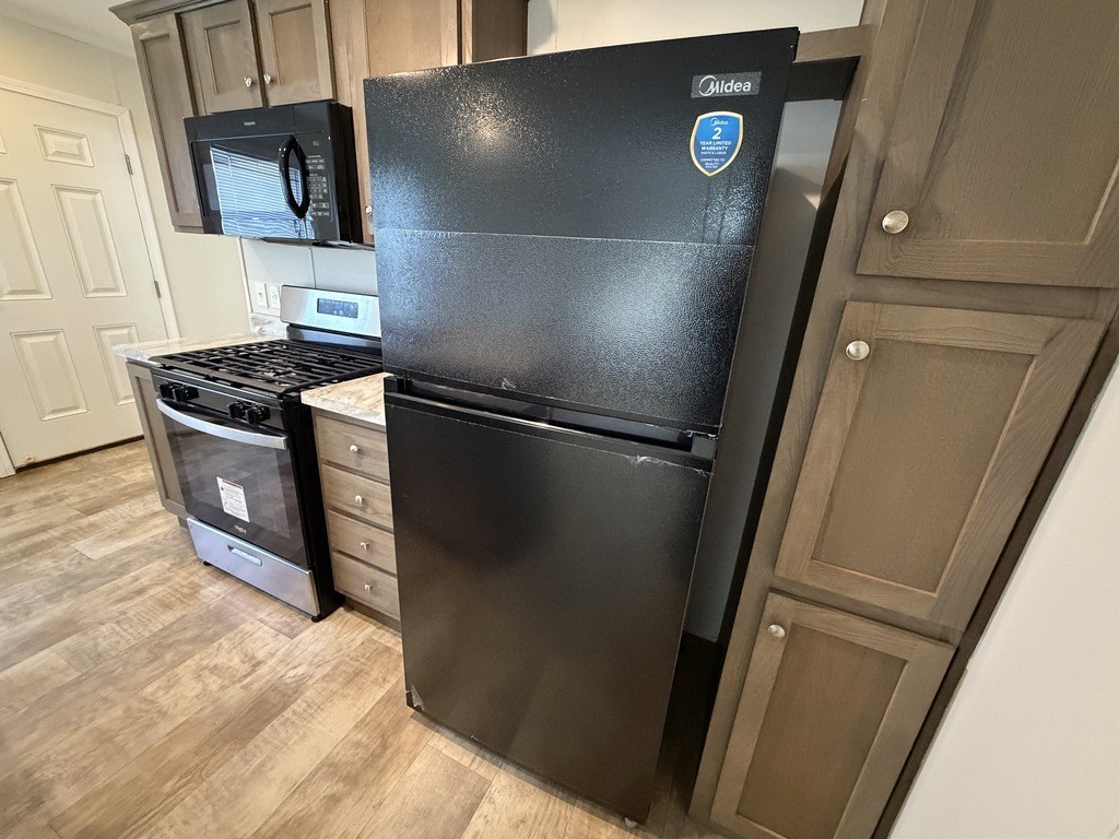 15900 Villaire Ave #454 - Photo 6 of 25