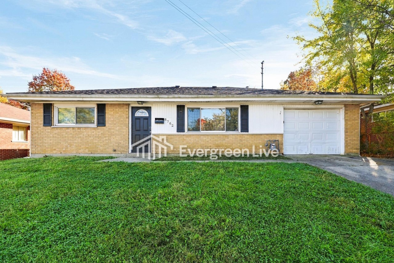 8762 Venus Ln
