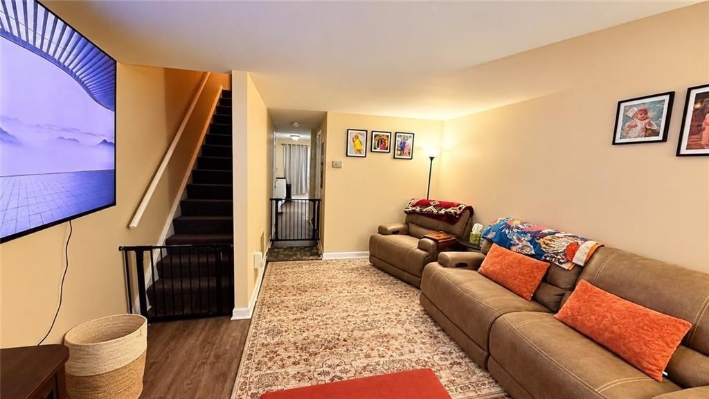 652 Windwood Dr - Photo 5 of 25