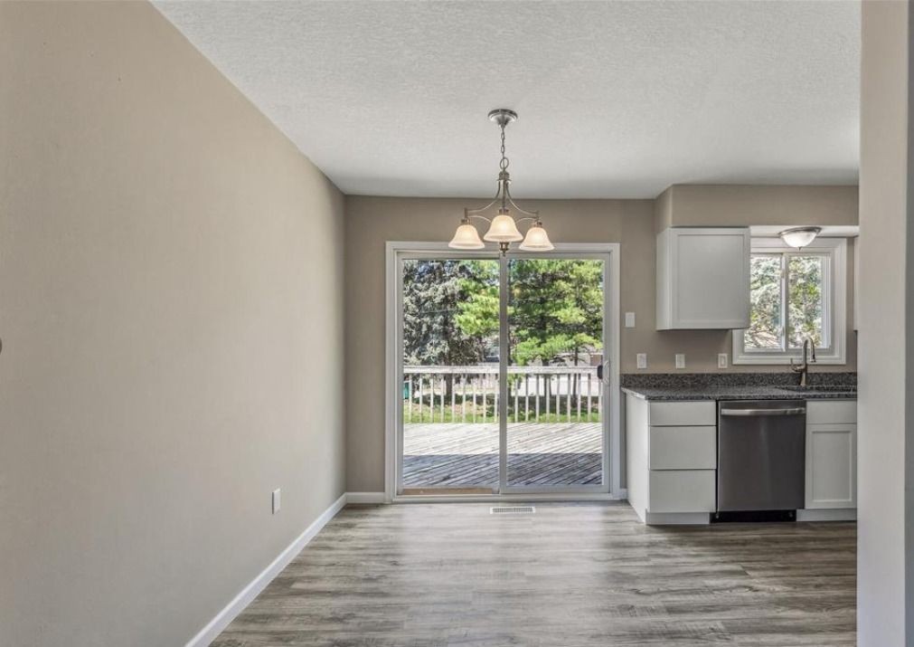 4252 W 126th St - Photo 5 of 13