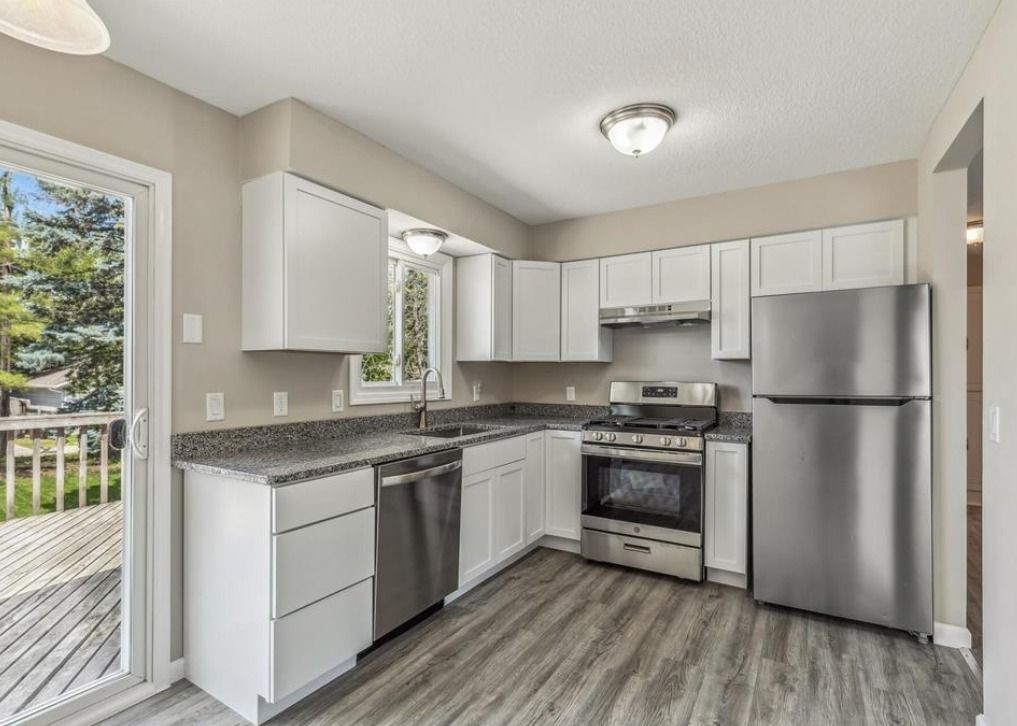 4252 W 126th St - Photo 6 of 13