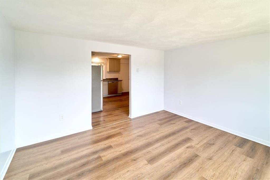 46 Carman St ##2 - Photo 7 of 12