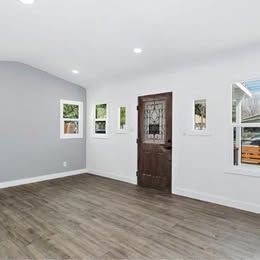2048 Wall Ave - Photo 7 of 8