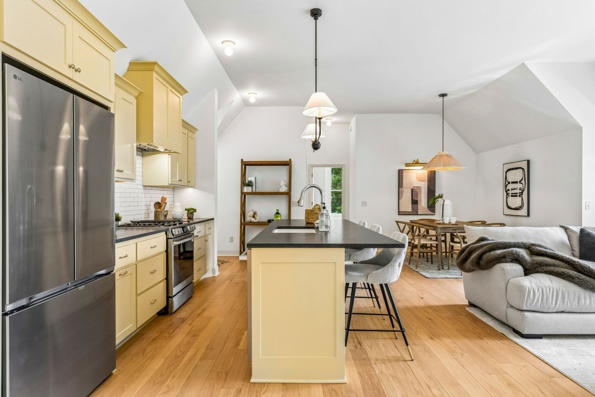 3711 Colgate Ave - Photo 6 of 26