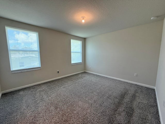 1712 Lindley Street - Photo 4 of 9