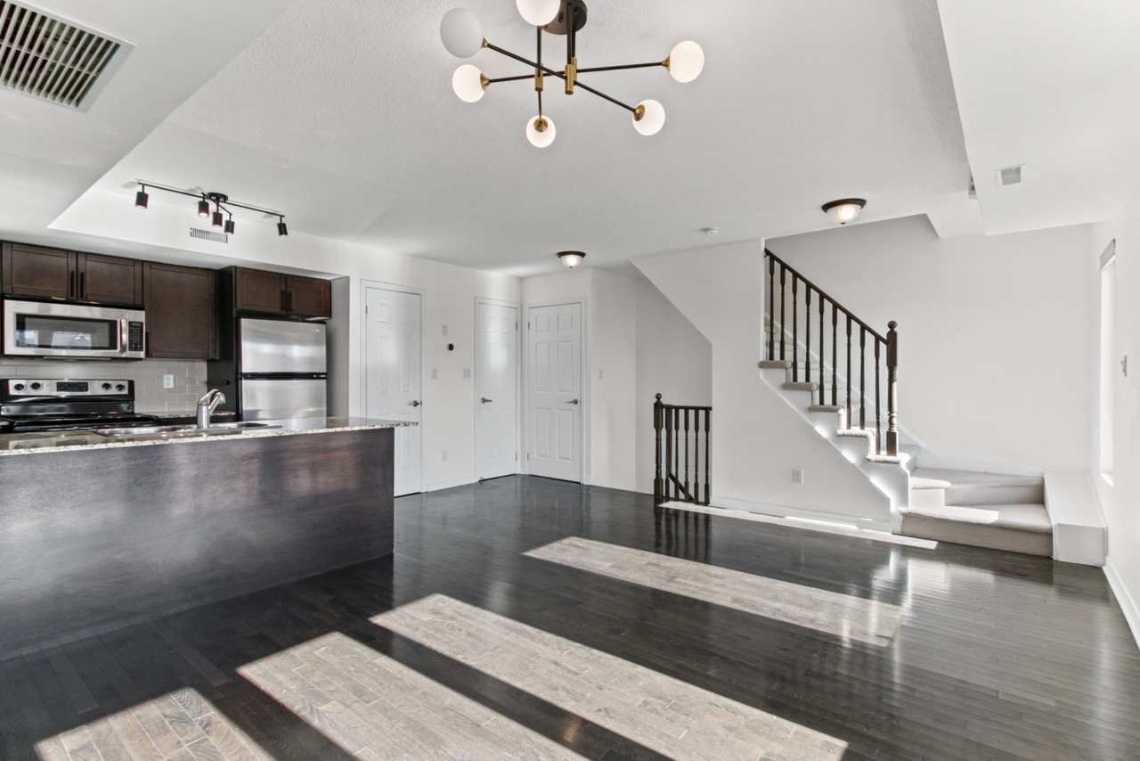 20 Foundry Ave - Photo 3 of 14