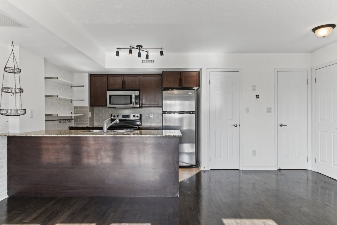 20 Foundry Ave - Photo 6 of 14