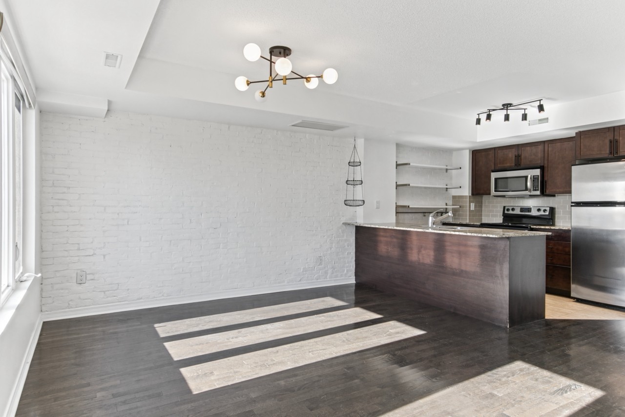 20 Foundry Ave - Photo 7 of 14