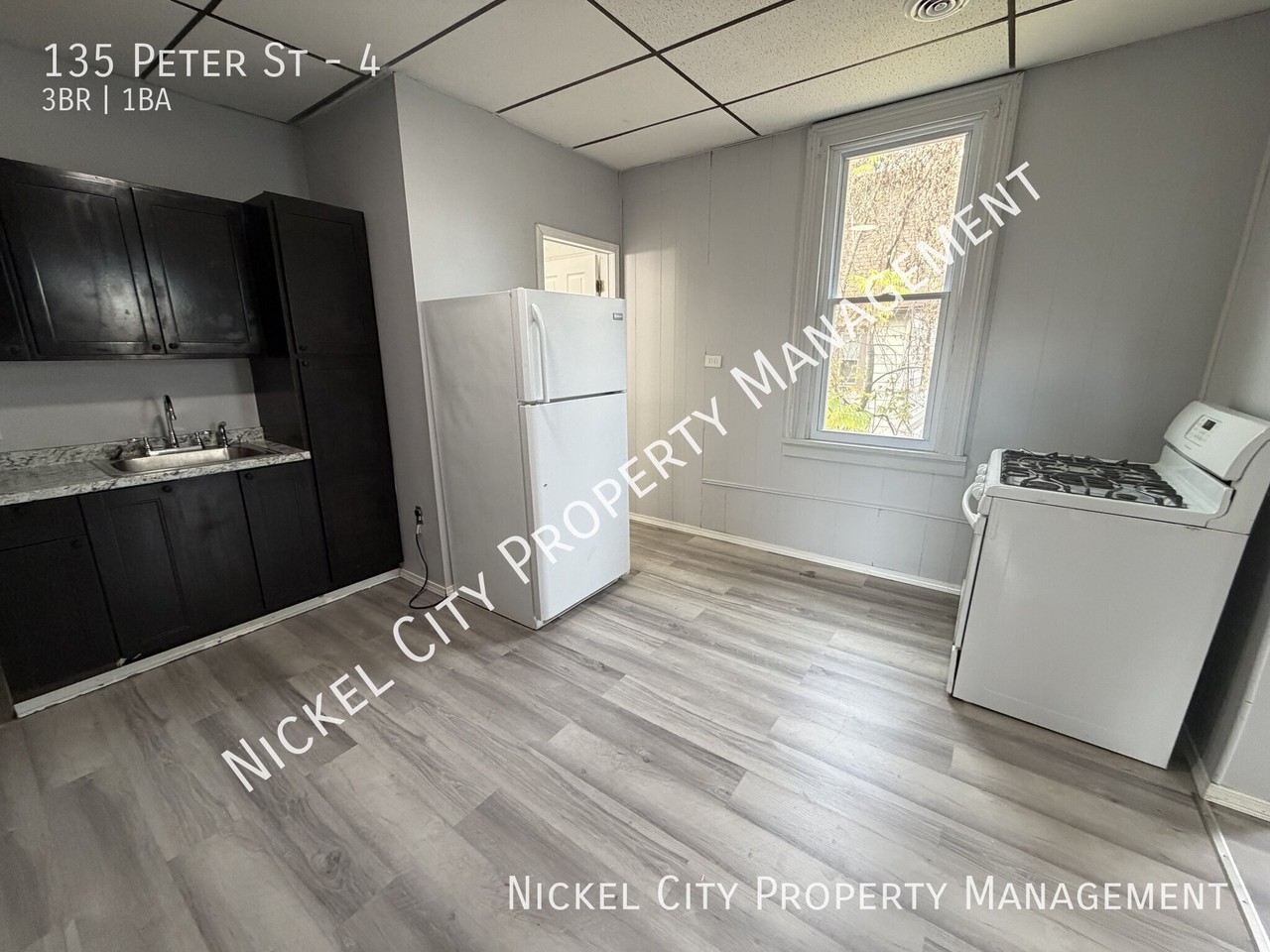 135 Peter St #4 - Photo 5 of 9