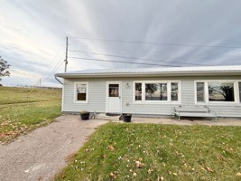 featured image of 148 W Shore Rd