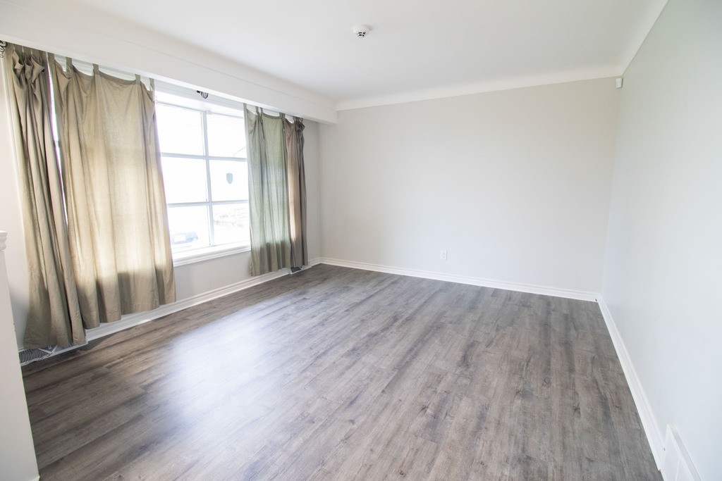62 Classic Ave - Photo 2 of 20