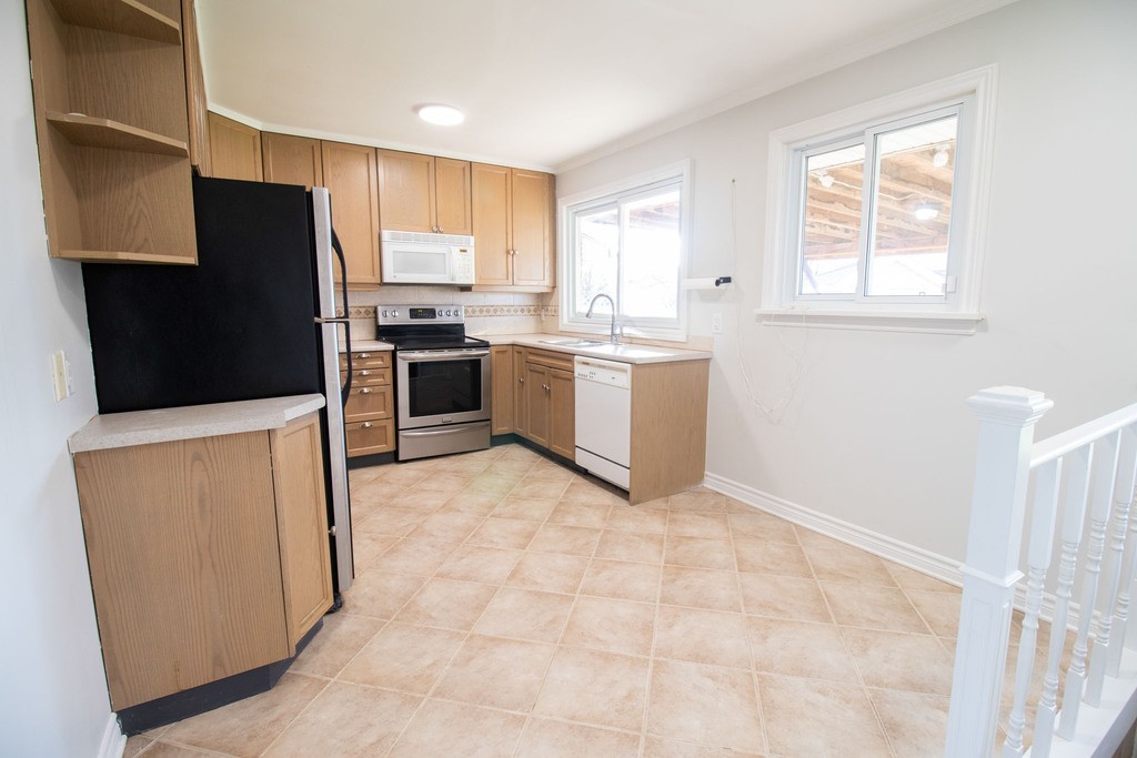 62 Classic Ave - Photo 5 of 20