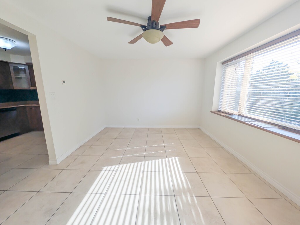 832 Concession St - Photo 2 of 21