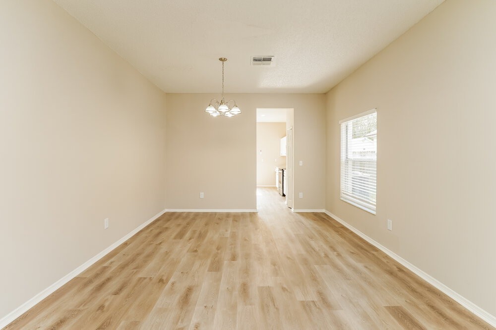 90 Knights Hollow Dr - Photo 6 of 17