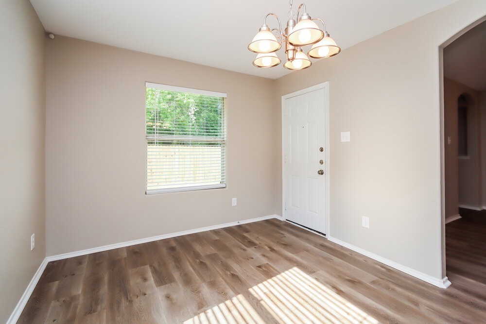 426 Laurel Sage Dr - Photo 6 of 16