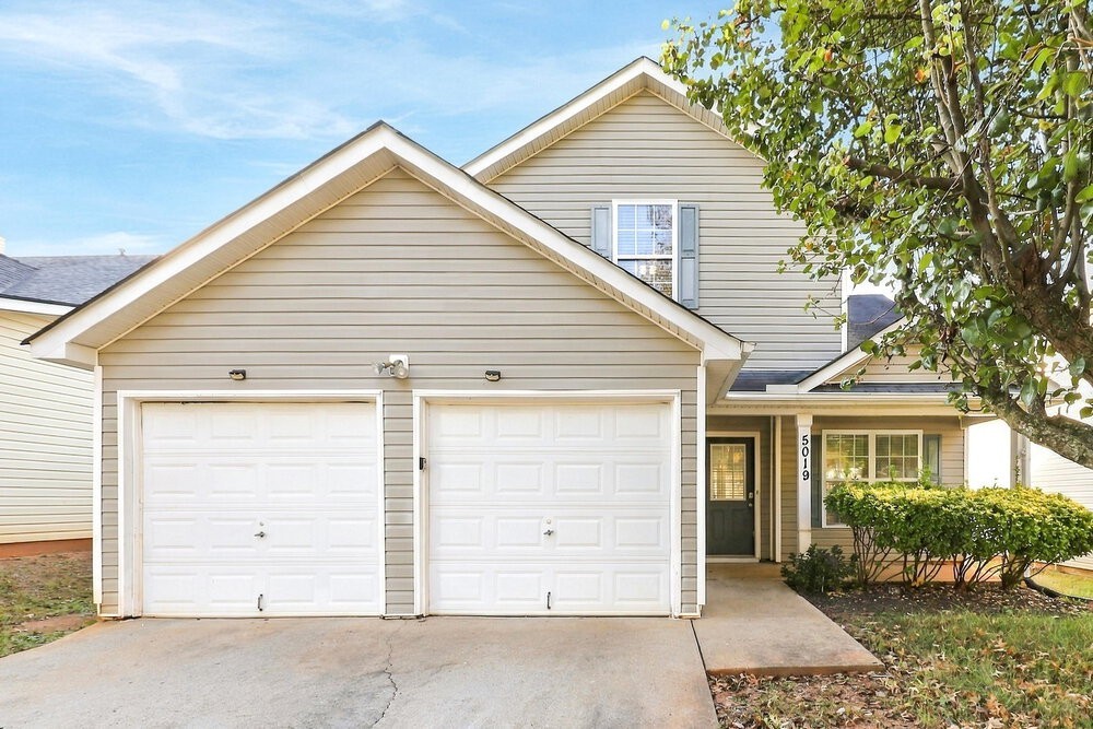 5019 Serenity Point Ln