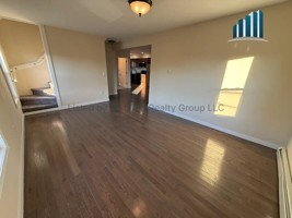 featured image of 56 Frederick St #2