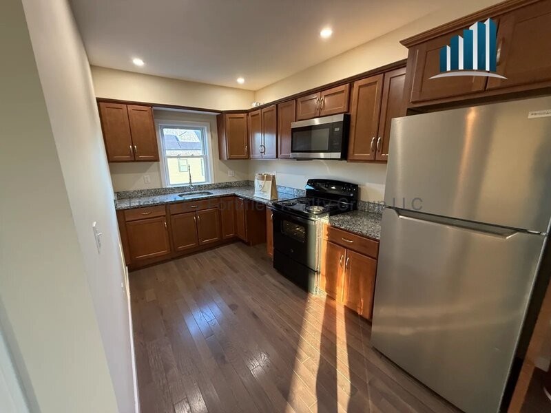 56 Frederick St #2 - Photo 5 of 28