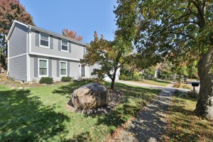 featured image of 658 Lynnfield Dr