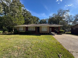 featured image of 4802 Summerville Rd