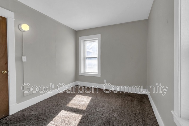 100 Commonwealth Ave #7 - Photo 4 of 17