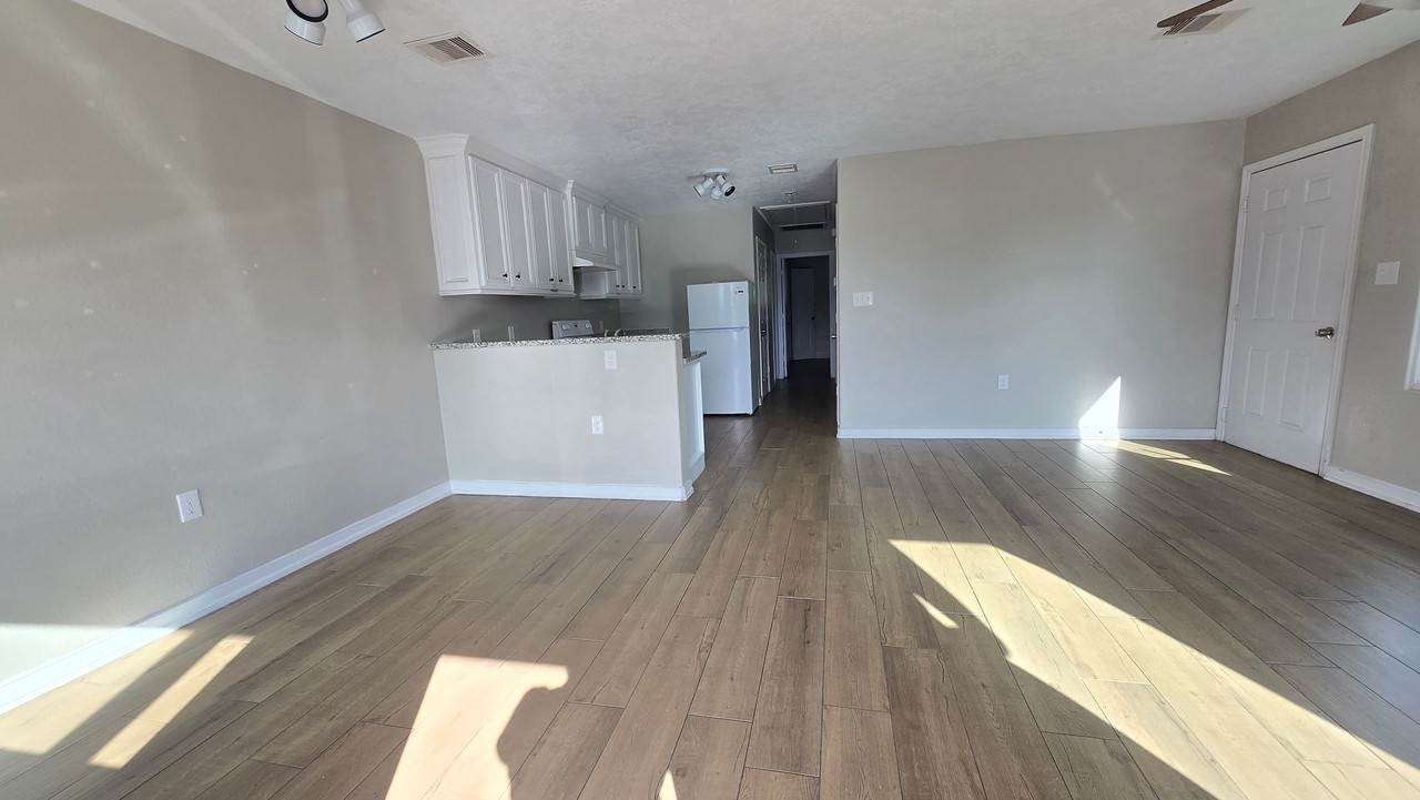 0 Northdale St #B - Photo 2 of 11
