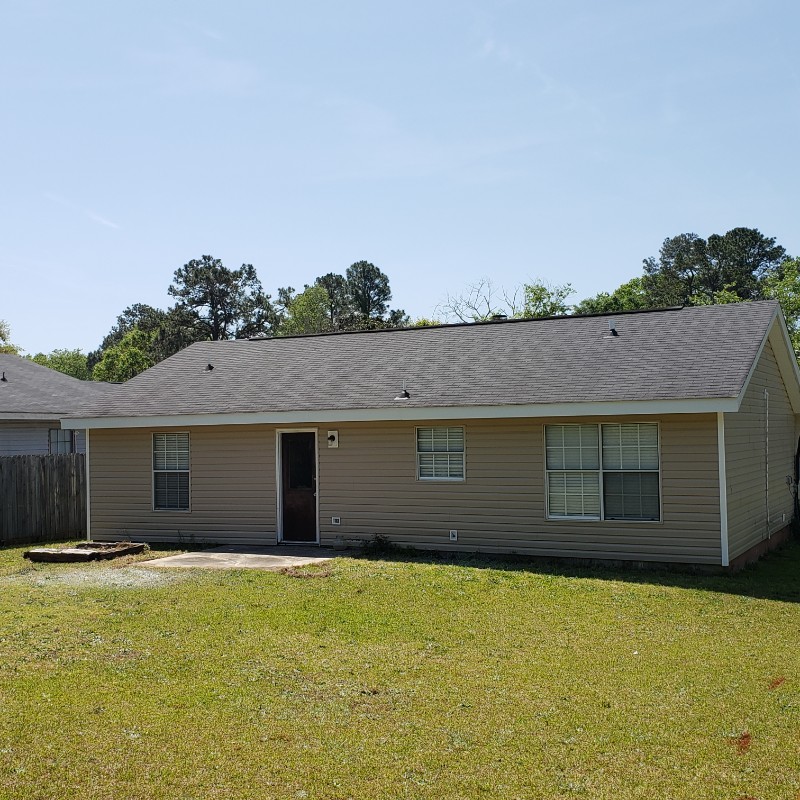 7655 Burdell Dr - Photo 3 of 18