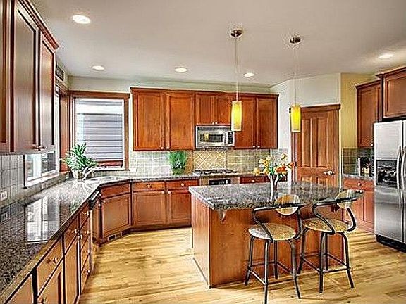 3475 Ne Meadow Way - Photo 2 of 14