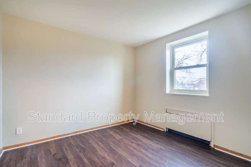 1966 Delaware Ave #6 - Photo 3 of 4