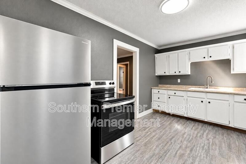 1312 Saint Charles St - Photo 2 of 17