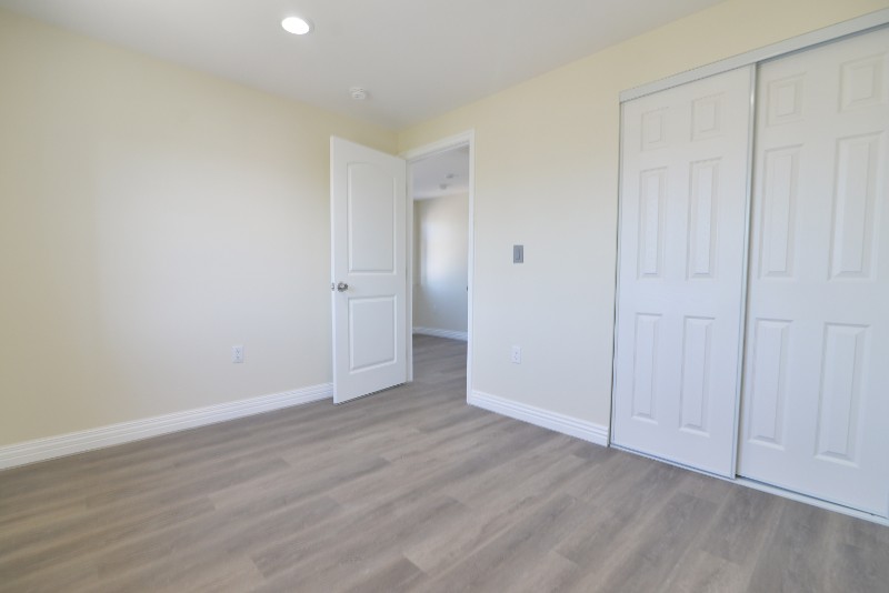 11864 Ricky Ave - Photo 3 of 8