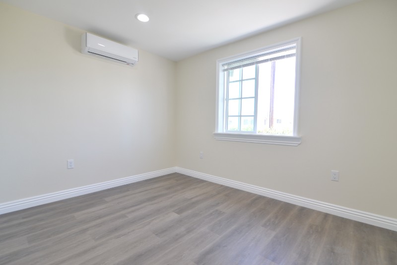 11864 Ricky Ave - Photo 4 of 8